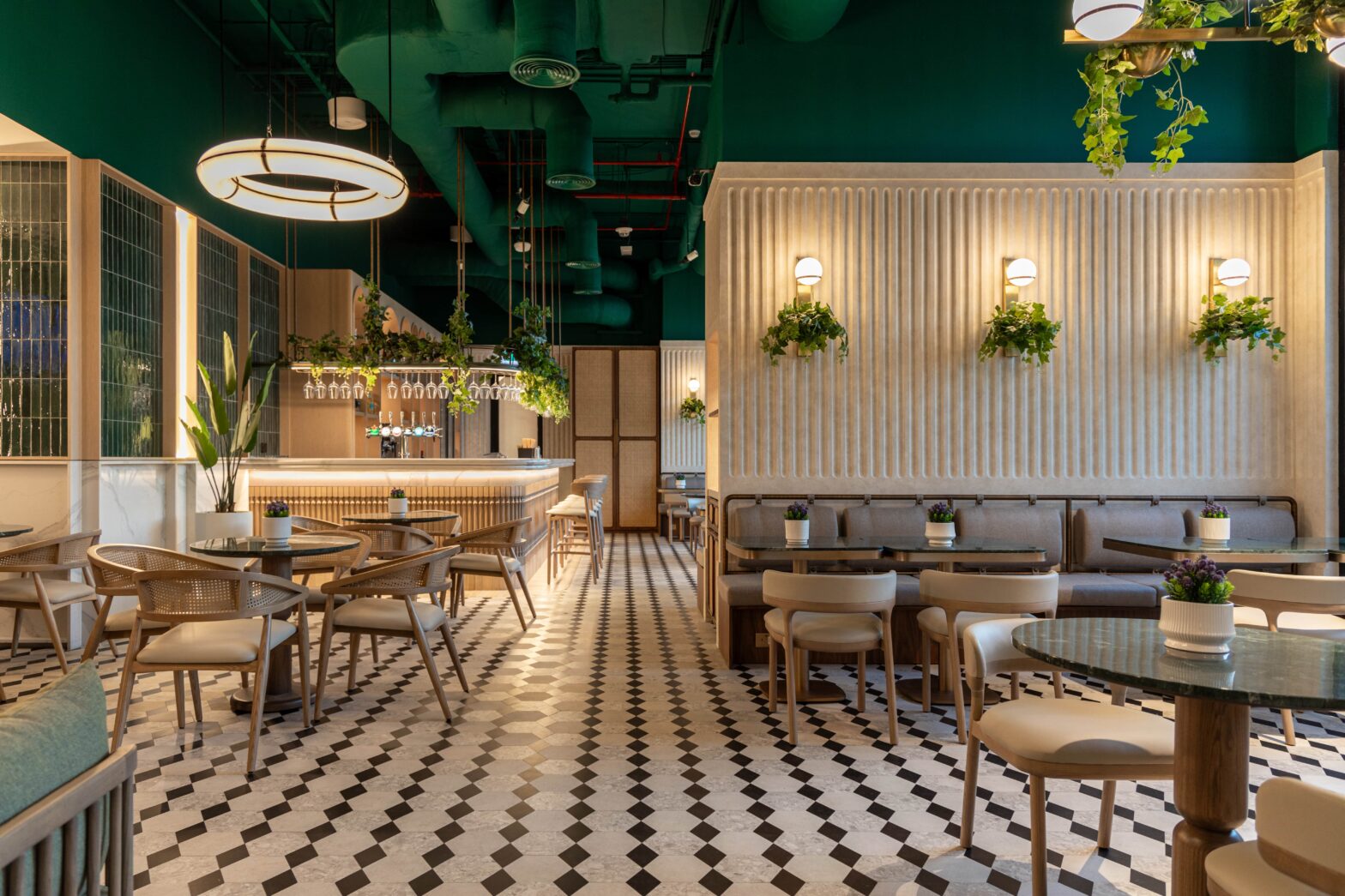 Taj's Restaurant interior